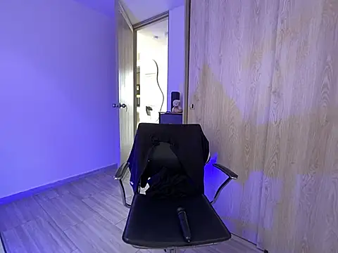 Snapshot of Anny_Moore09 chatting on March 2026 03:50:01 PM Anny Moore09 online show from March 2026 03:50:01 PM