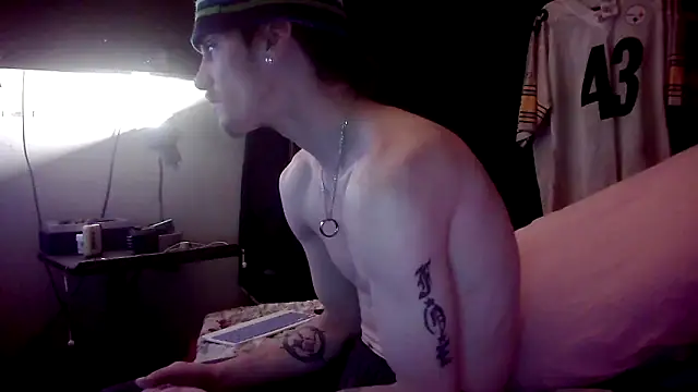 xxxTony999 online show from December 2024 08:38:01 PM