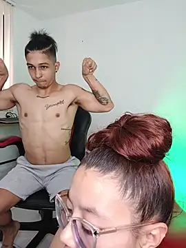 sophieandmarkls online show from February 2026 08:47:01 PM