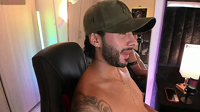 ItsMeEros online show from May 2026 10:18:01 PM