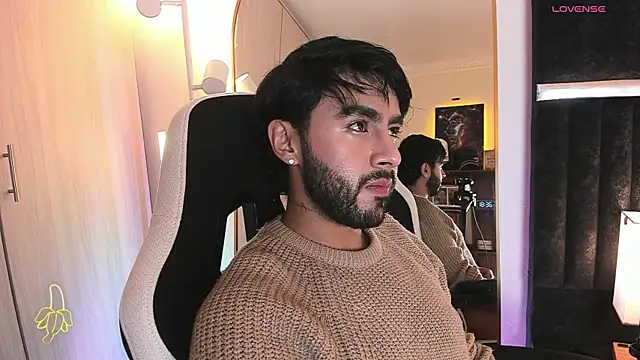 ItsMeEros online show from July 2026 11:37:02 PM