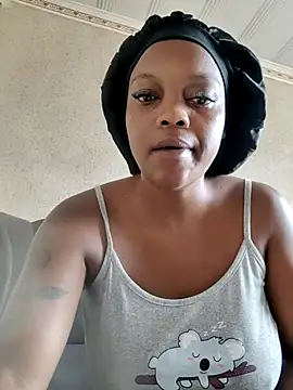 Snapshot of EbonyBuu chatting on January 2026 07:57:02 AM EbonyBuu online show from January 2026 07:57:02 AM