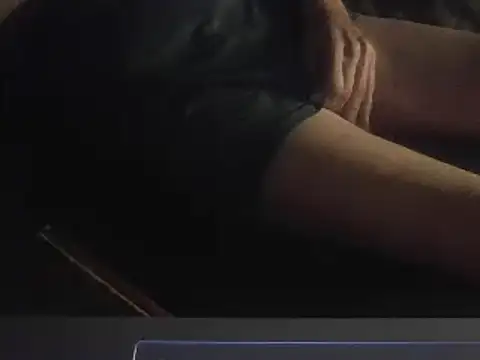 Snapshot of SpunFunT chatting on October 2025 10:22:02 AM SpunFunT online show from October 2025 10:22:02 AM