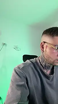  jamesleandros1 online show from February 2026 11:36:01 PM