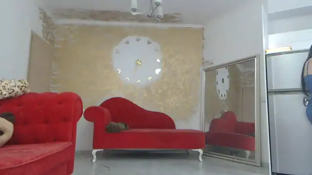 Snapshot of AnnaBellaLuckyXOXO chatting on March 2025 09:45:01 AM AnnaBellaLuckyXOXO online show from March 2025 09:45:01 AM