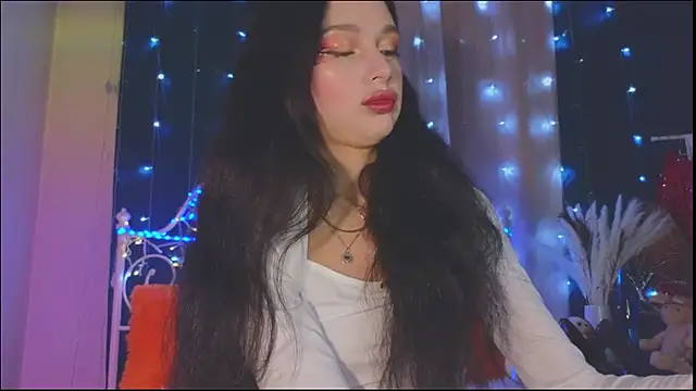 Snapshot of Funny_Bunny chatting on February 2025 10:52:02 PM Funny Bunny online show from February 2025 10:52:02 PM