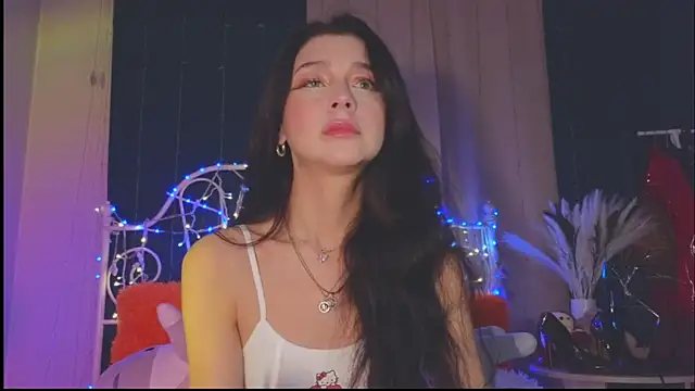 Snapshot of Funny_Bunny chatting on February 2025 10:18:02 PM Funny Bunny online show from February 2025 10:18:02 PM