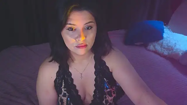 Snapshot of Malika_uAngel chatting on November 2025 10:01:01 PM Malika uAngel online show from November 2025 10:01:01 PM