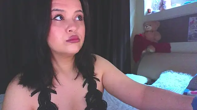 Snapshot of Malika_uAngel chatting on February 2026 01:37:02 AM Malika uAngel online show from February 2026 01:37:02 AM