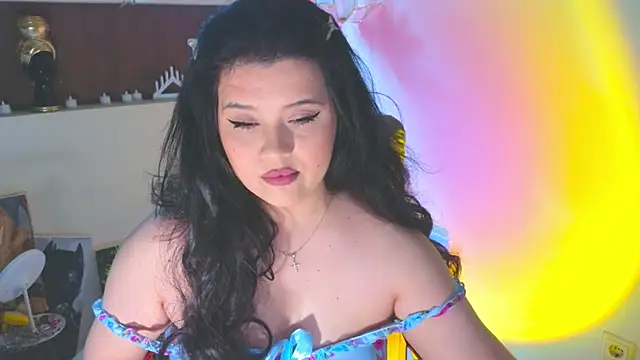 Snapshot of Malika_uAngel chatting on April 2026 07:58:01 PM Malika uAngel online show from April 2026 07:58:01 PM