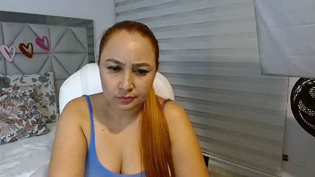 Snapshot of nana_levy chatting on February 2025 03:42:01 AM nana levy online show from February 2025 03:42:01 AM