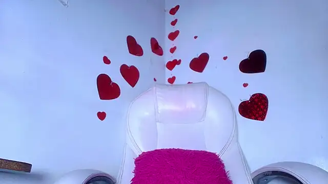 Snapshot of naomi_kyse chatting on February 2025 09:13:02 AM naomi kyse online show from February 2025 09:13:02 AM