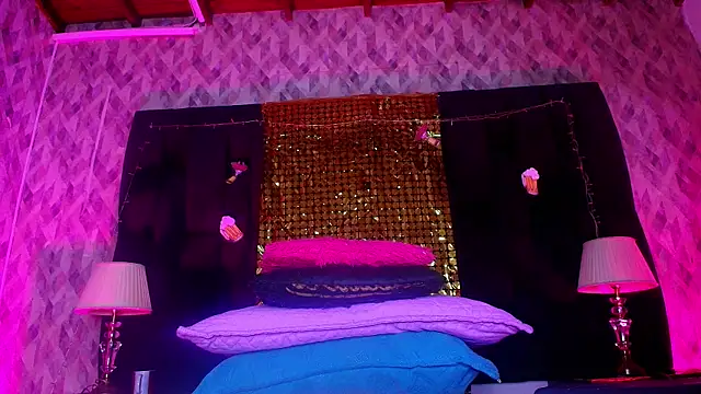 Snapshot of naomi_kyse chatting on September 2025 03:06:02 AM naomi kyse online show from September 2025 03:06:02 AM