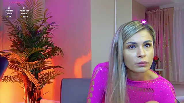 Avril Cyrus online show from October 2025 07:01:01 AM