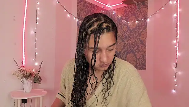Eva Lee  online show from May 2026 10:01:01 AM