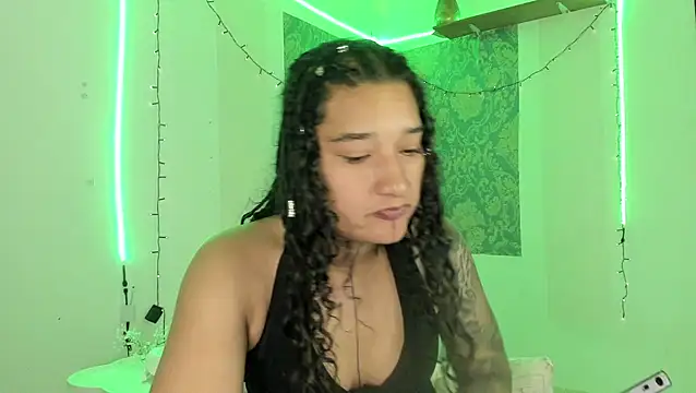 Eva Lee  online show from May 2026 09:58:02 AM