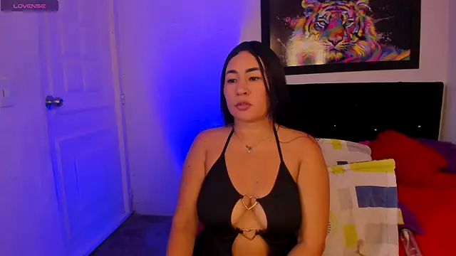 Snapshot of Perla_kpop chatting on April 2026 07:36:02 PM Perla kpop online show from April 2026 07:36:02 PM