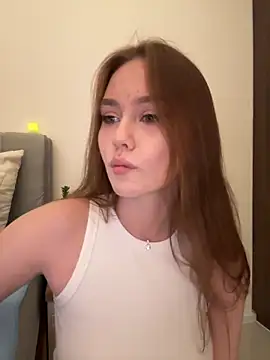 Snapshot of Meow_Sophie chatting on December 2025 01:28:02 PM Meow Sophie online show from December 2025 01:28:02 PM