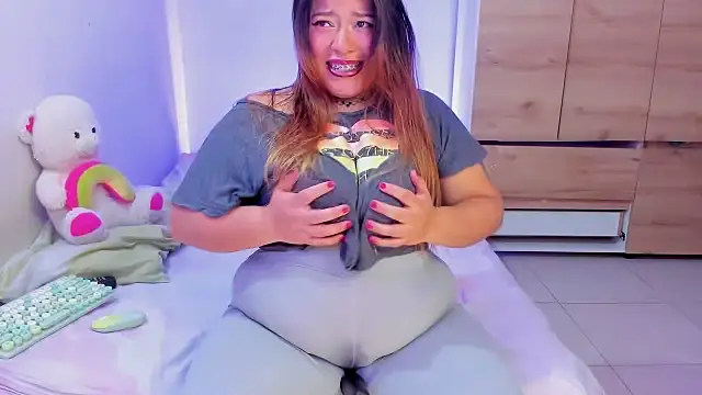 Snapshot of Fierymichef chatting on September 2025 06:52:01 PM Fierymichef online show from September 2025 06:52:01 PM