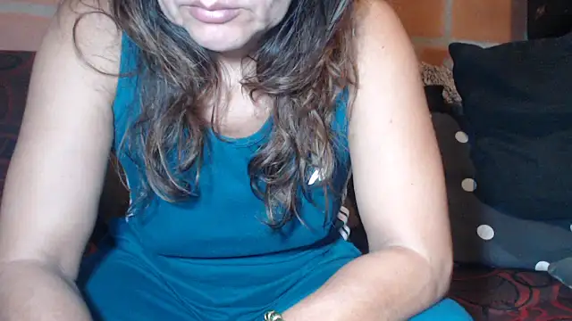 DevoraAmateur online show from July 2026 12:42:02 PM