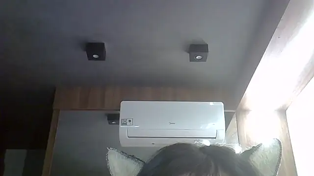 Skinny-Kitten online show from April 2026 09:17:01 PM