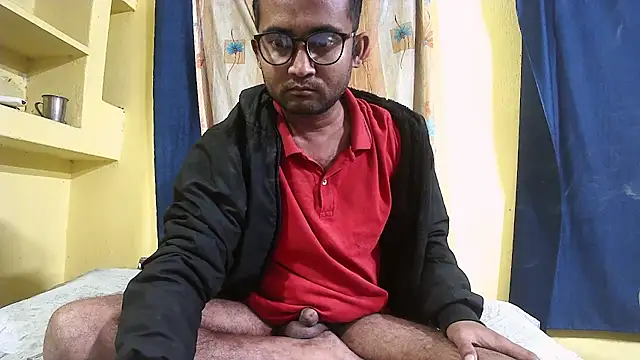 Cute boy2000 online show from December 2024 10:48:02 PM