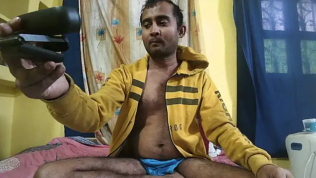 Cute boy2000 online show from January 2025 07:25:01 AM