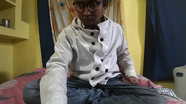 Cute boy2000 online show from January 2025 01:26:01 AM