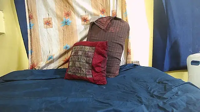 Cute boy2000 online show from February 2025 12:36:02 AM