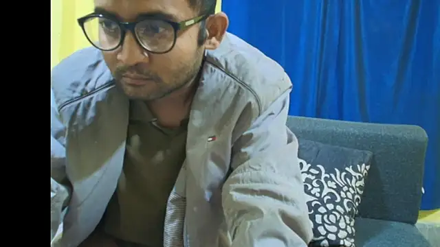 Cute boy2000 online show from January 2026 12:13:01 AM