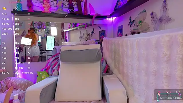 FluffyRainbowKity online show from July 2026 12:34:01 PM