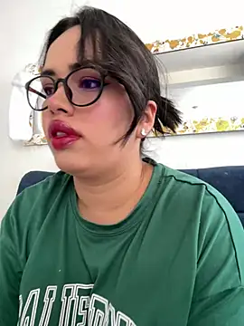 Snapshot of andra_rose chatting on January 2025 03:36:01 PM andra rose online show from January 2025 03:36:01 PM