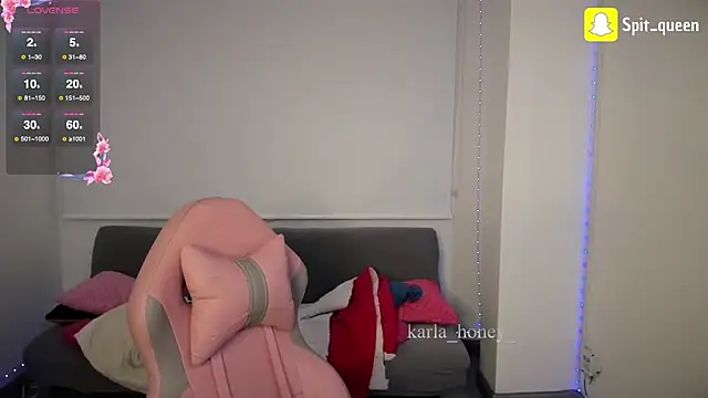 Spit queen online show from October 2025 10:41:02 PM