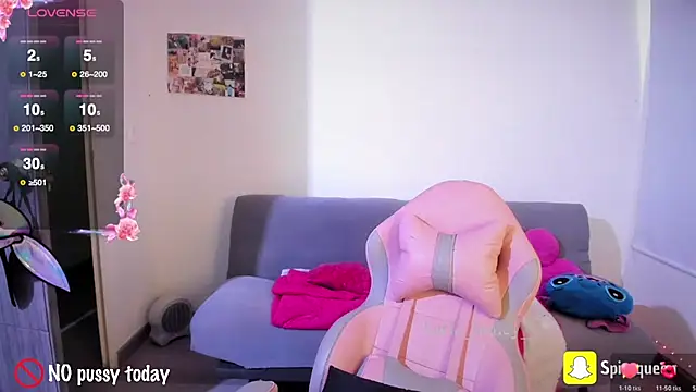 Spit queen online show from February 2026 08:25:02 PM