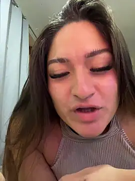 LuceroRm online show from March 2026 06:07:01 AM