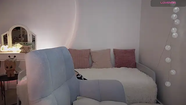 ImKeira online show from October 2025 07:34:02 PM