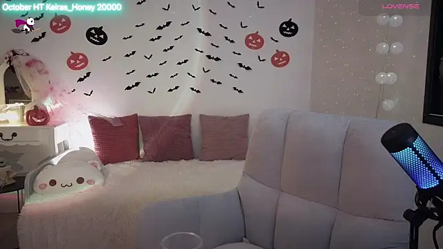 ImKeira online show from October 2025 07:36:02 PM