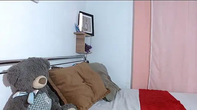 nickyCollins online show from March 2025 10:00:02 AM