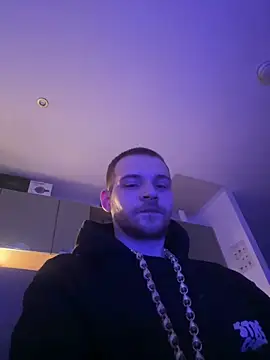 Snapshot of Z1uk chatting on March 2026 01:21:01 AM Z1uk online show from March 2026 01:21:01 AM