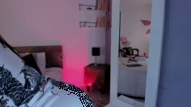 Snapshot of VampGirl1 chatting on December 2024 09:04:02 PM VampGirl1 online show from December 2024 09:04:02 PM