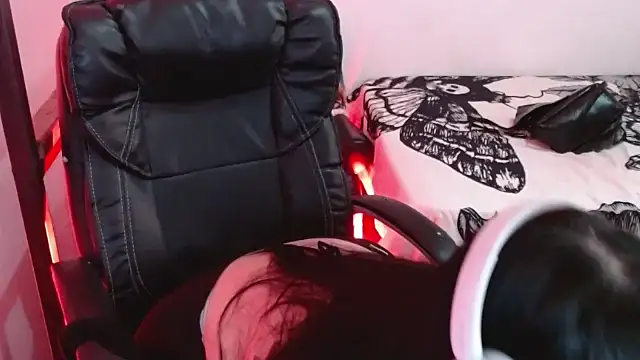 Snapshot of VampGirl1 chatting on January 2025 03:29:02 PM VampGirl1 online show from January 2025 03:29:02 PM