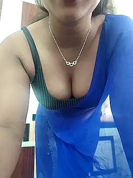 Snapshot of ANGE-MOU chatting on February 2026 03:02:02 AM ANGE-MOU online show from February 2026 03:02:02 AM