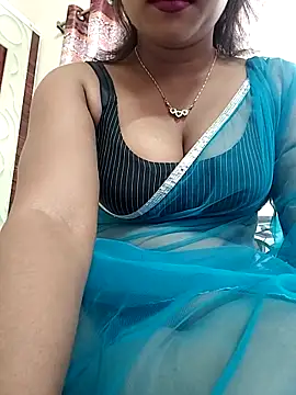 Snapshot of ANGE-MOU chatting on February 2026 03:04:02 AM ANGE-MOU online show from February 2026 03:04:02 AM