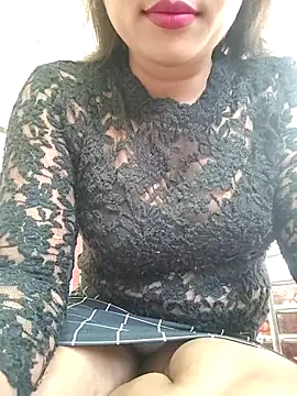 Snapshot of ANGE-MOU chatting on February 2026 03:05:02 AM ANGE-MOU online show from February 2026 03:05:02 AM