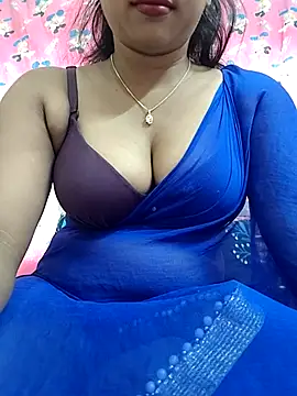 Snapshot of ANGE-MOU chatting on April 2026 03:26:01 AM ANGE-MOU online show from April 2026 03:26:01 AM