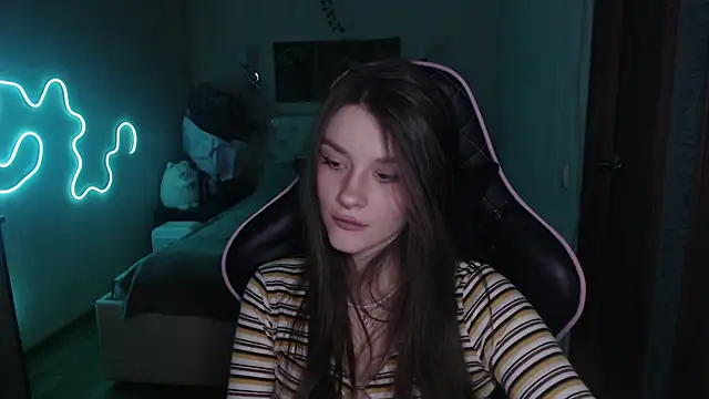 jeann elsaa online show from January 2025 03:07:01 AM