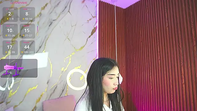 haylie  online show from March 2025 04:38:01 AM