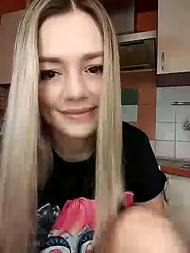 Snapshot of KrissSexi chatting on February 2025 06:06:02 AM KrissSexi online show from February 2025 06:06:02 AM