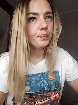 Snapshot of KrissSexi chatting on September 2025 04:56:01 AM KrissSexi online show from September 2025 04:56:01 AM