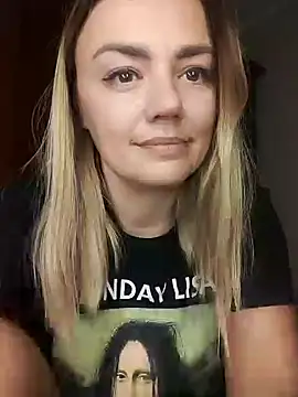 Snapshot of KrissSexi chatting on September 2025 05:57:01 PM KrissSexi online show from September 2025 05:57:01 PM